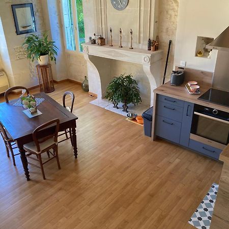 Les Ganivelles Apartman Saint-Dizant-du-Gua Kültér fotó